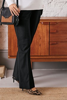 Elegantné čierne nohavice 